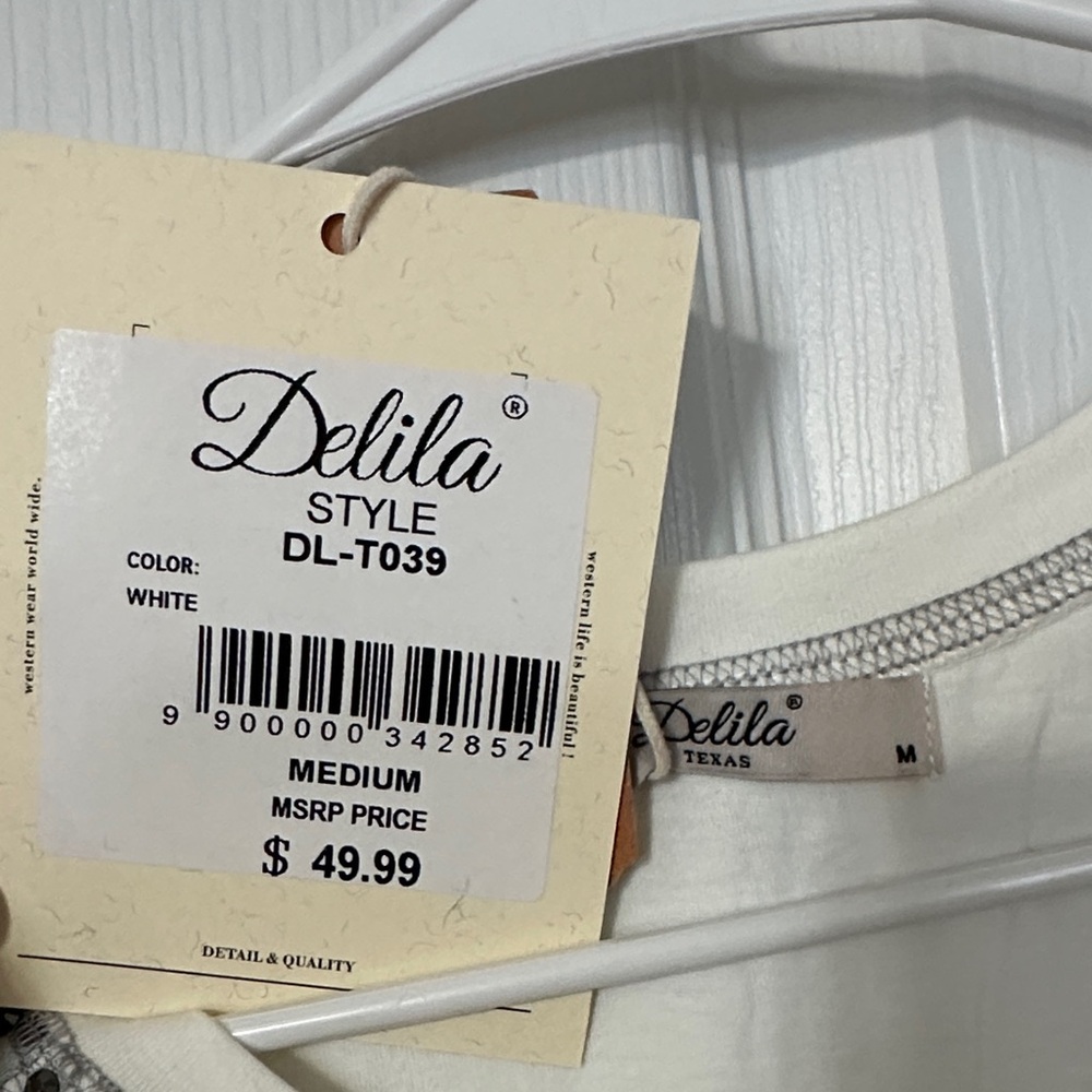 Delila Texas Multicolor Geometric Western Short Sleeve Tee - Picture 2 of 6